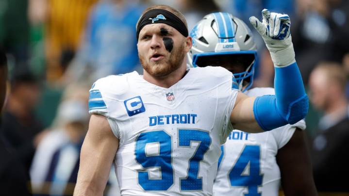 New contract to keep Aidan Hutchinson with Detroit Lions through the 2030 season.