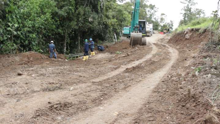 Inició la pavimentación de 2.9 kilómetros del anillo vial Unión Charte