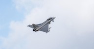 La OTAN despliega dos cazas ante la violación de Rusia del espacio aéreo de Lituania