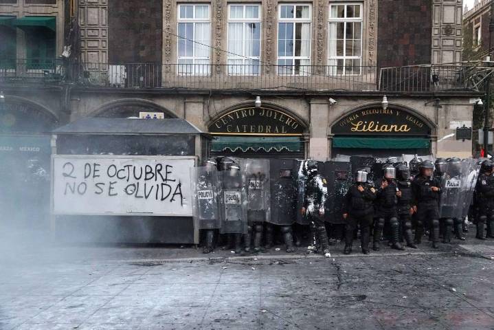 Detienen a una persona por robo a joyería durante marcha del 2 de octubre