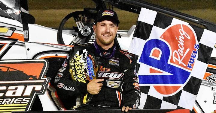 Williamson cashes in at Super DIRT Week 