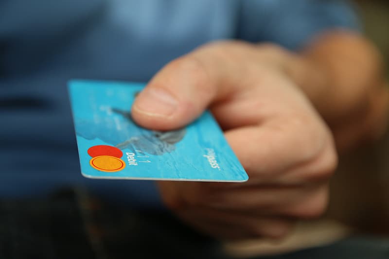 Ohio’s young people struggle with credit card debt, new Fed analysis...