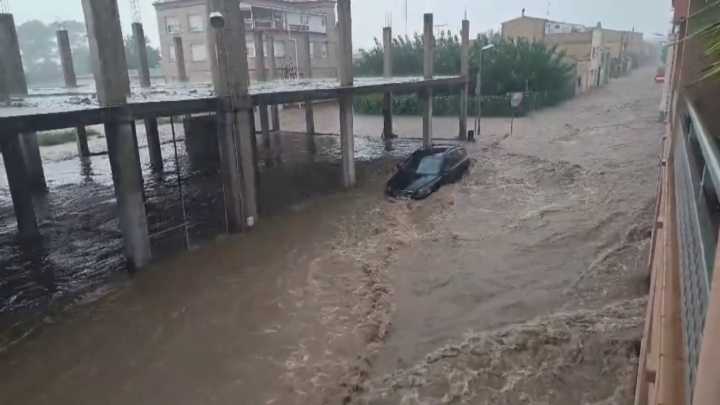Aviso vermello por chuvias torrenciais no litoral sur de Valencia