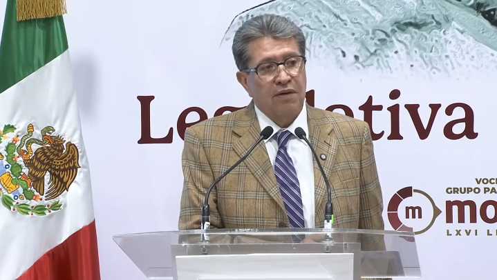 Monreal evita definir si retirarán sesiones semipresenciales; faltan de todos los partidos, dice