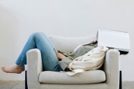 España tiene un antídoto contra el agotamiento mental y emocional: la siesta
