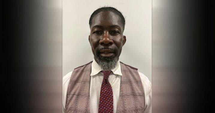 Questions arise after ICE arrests superintendent of Iowa's largest public school system