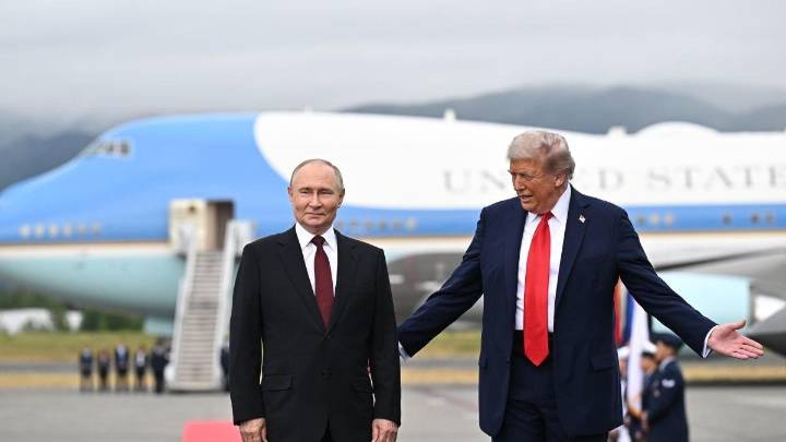 Trump anuncia una reunión con Putin en Budapest para "poner fin a la guerra de Ucrania"