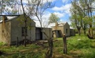 Tiene solo 4 habitantes pero gran atractivo turístico: el pueblo "fantasma" de La Pampa