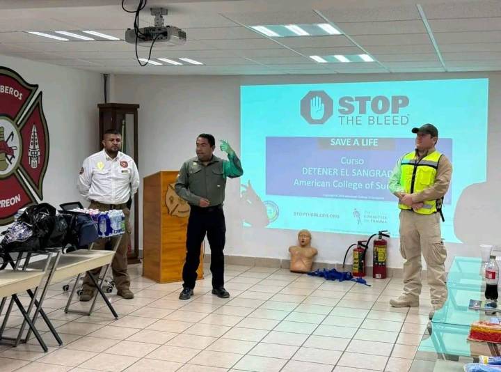 Refuerzan bomberos de Torreón su preparación con el curso ‘Stop the Bleed’