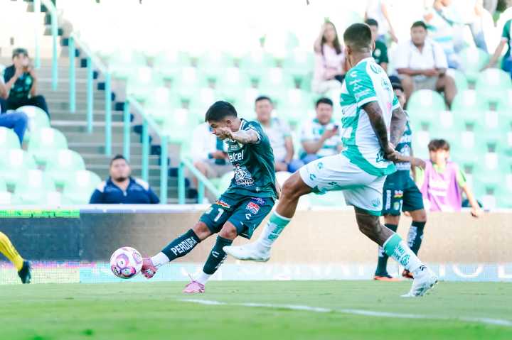 León sigue siendo el mismo, pierde ante Santos