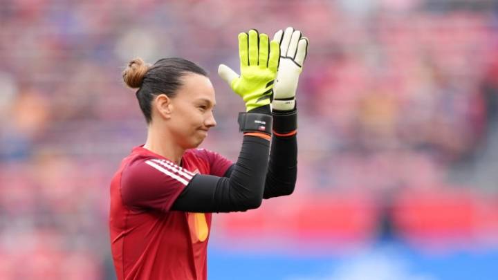 Christiane Endler tras su retorno invicto a la Roja femenina: "Ahora sí me siento preparada"