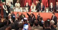 Presidente de Siria vota en las elecciones legislativas del país y describe la jornada como un “momento histórico”
