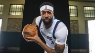 Mavericks star Anthony Davis’ practice highlight leaves Kyrie Irving absolutely hyped