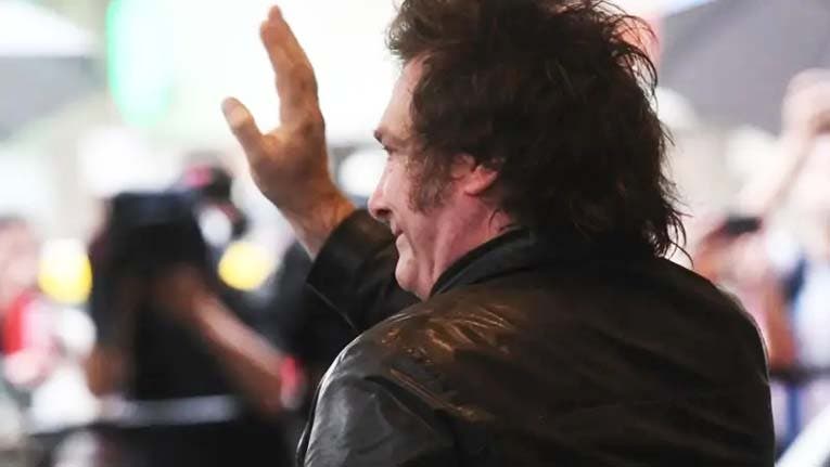 Milei en su laberinto: desconcierto y temor en las filas libertarias