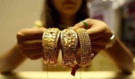 Gold prices hit record high on Dhanteras amid strong festive demand