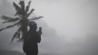 Video: Reportan tres personas muertas en Jamaica previo a la llegada del huracán Melissa