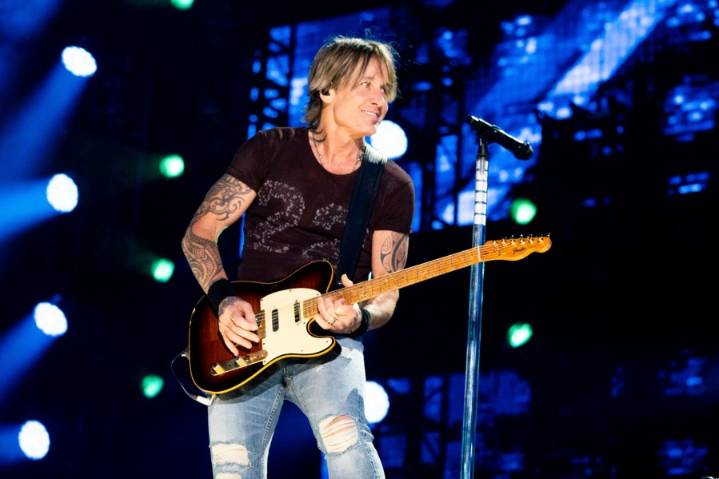 Keith Urban cancels Greenville concert, cites health concerns