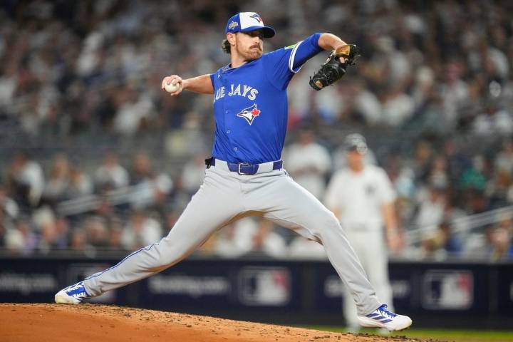 Hostile Territory: Bieber gets Game 3 start for Blue Jays as ALCS moves to Seattle