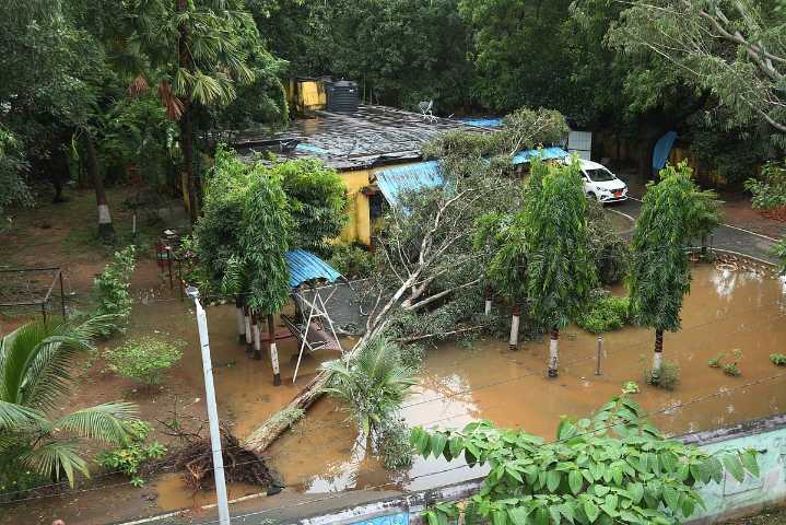 'Montha' nears Andhra coast; Kakinada, nearby districts on high alert