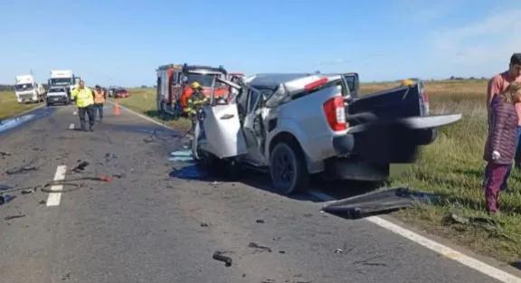 Murió un hombre al chocar su camioneta contra un camión que transportaba gas propano en Pehuajó