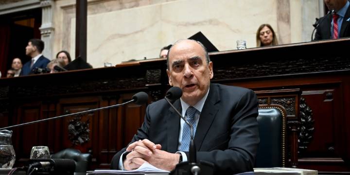 La oposición busca acordar un dictamen para interpelar a Guillermo Francos en el Congreso