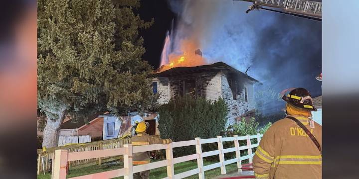 Fire destroys house in O’Neill