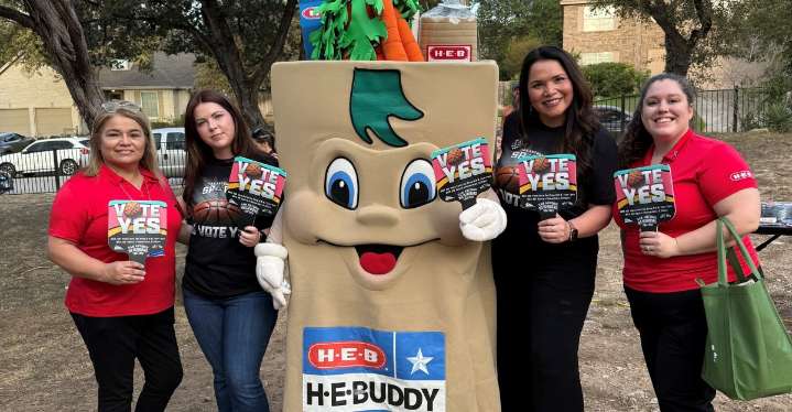 Open Thread: Spurs promote Propositions A & B during San Antonio Neighbors Together