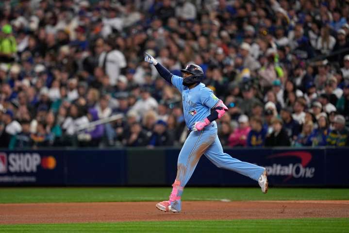How to watch Blue Jays ALCS Game 4 for free today