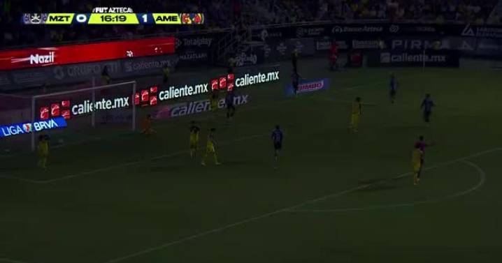 ¡Gol del Mazatlán! Bryan Colula vacuna al América y empata el partido (VIDEO)