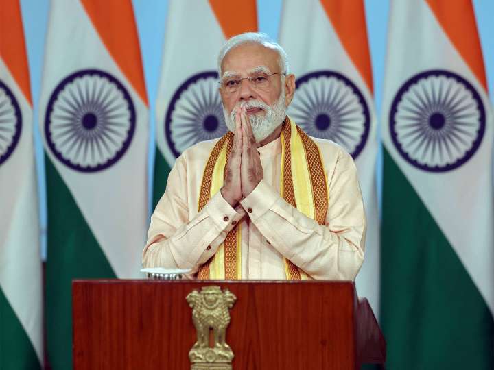 PM Modi honours Komaram Bheem and Bhagwan Birsa Munda