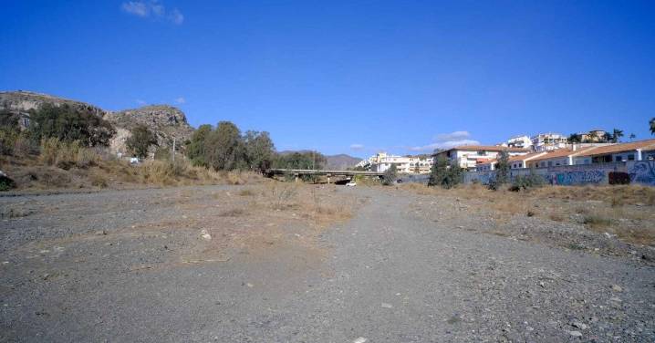 Málaga contrata el estudio para conocer la demanda y los accesos de un aparcamiento disuasorio en Totalán