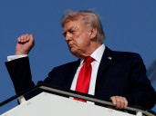 Donald Trump volvió a felicitar a Milei y dijo que era "gran victoria inesperada"