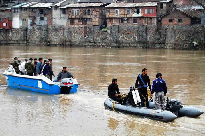Body of 45-Year-Old Man Recovered from River Jhelum