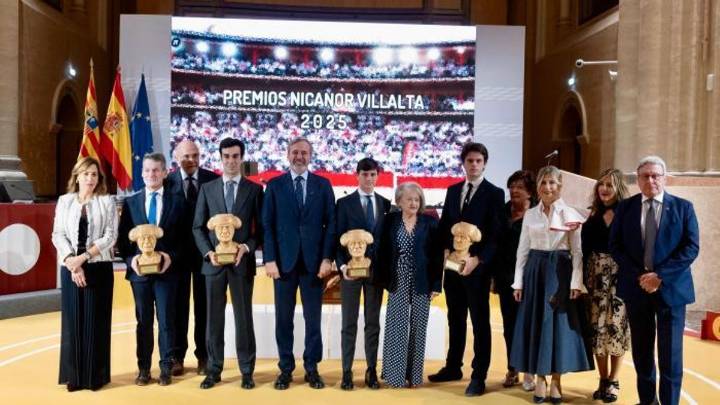Tomás Rufo, Daniel Luque, Aarón Palacio y Cristiano Torres reciben los premios Nicanor Villalta