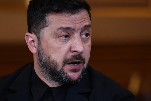 Los ataques ucranianos reducen un 20% la capacidad rusa de refinar petróleo, dice Zelenskyy
