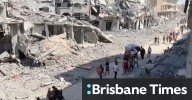 Thousands of Palestinians return to what remains of their homes as Gaza ceasefire begins