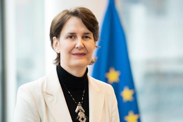 EU health chief calls for trust in medicine