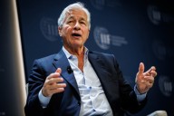 JPMorgan CEO Jamie Dimon: Don't Check Your Email in Meetings