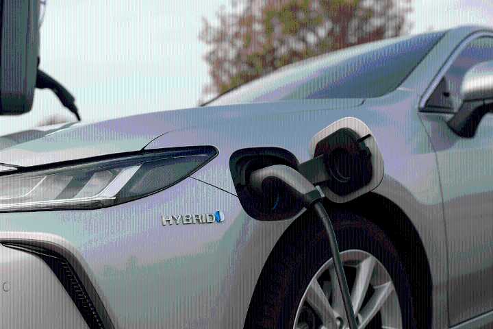 ¿Cuál es la vida útil de los autos híbridos?