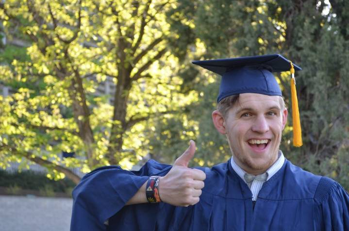 Homeschool Grad Has Drive-In Ceremony on His Own Driveway