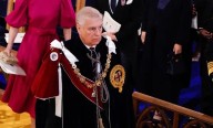 Príncipe Andrés de Inglaterra renuncia a sus títulos reales tras las acusaciones que lo vinculan con Jeffrey Epstein