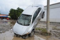 Death toll from flooding in Mexico rises above 60 as search expands
