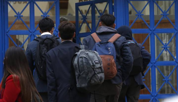 Valparaíso se posiciona entre las tres regiones con mayores avances en revinculación escolar con 46% durante este 2025