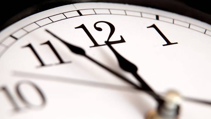 End of daylight saving time next weekend