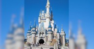 Disney Superfan Commits Suicide at Walt Disney World Hotel