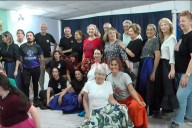 El ballet folclórico Anguirú celebra seis años de danza y amistad