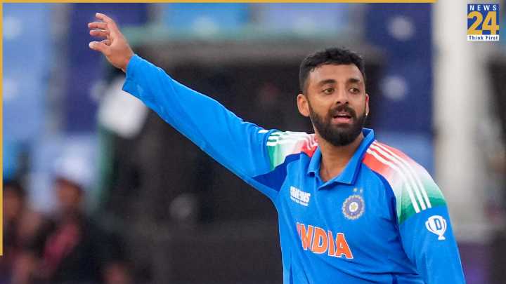 Varun Chakaravarthy on Mohsin Naqvi for running away with Asia Cup trophy