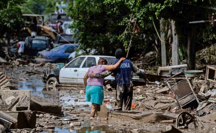 Asciende a 64 fallecidos por lluvias en 5 estados del país, reporta Protección civil; hay más de 65 personas no localizadas