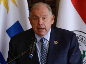 Canciller de Argentina presenta su renuncia a Milei a días de unos comicios clave