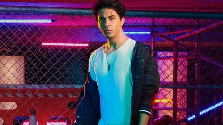 Aryan Khan Spotted Dodging Paparazzi; Is Something Brewing?